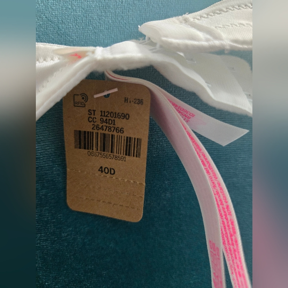 PINK Victoria's Secret Cream T-Shirt Bra - Picture 3 of 3